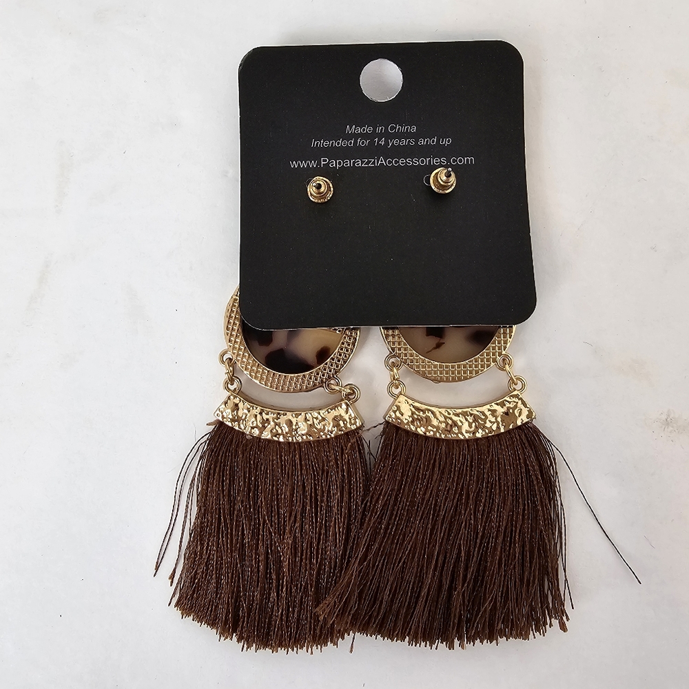 Earrings - Picture 3 of 4